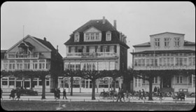 Schwarz-weiß Foto des Hotel Stadt Hamburg